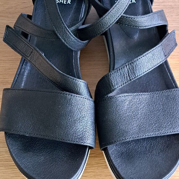Eileen Fisher Sally Women’s 10 Black Leather Strappy Wedge Sandals Sport Shoes main image 4